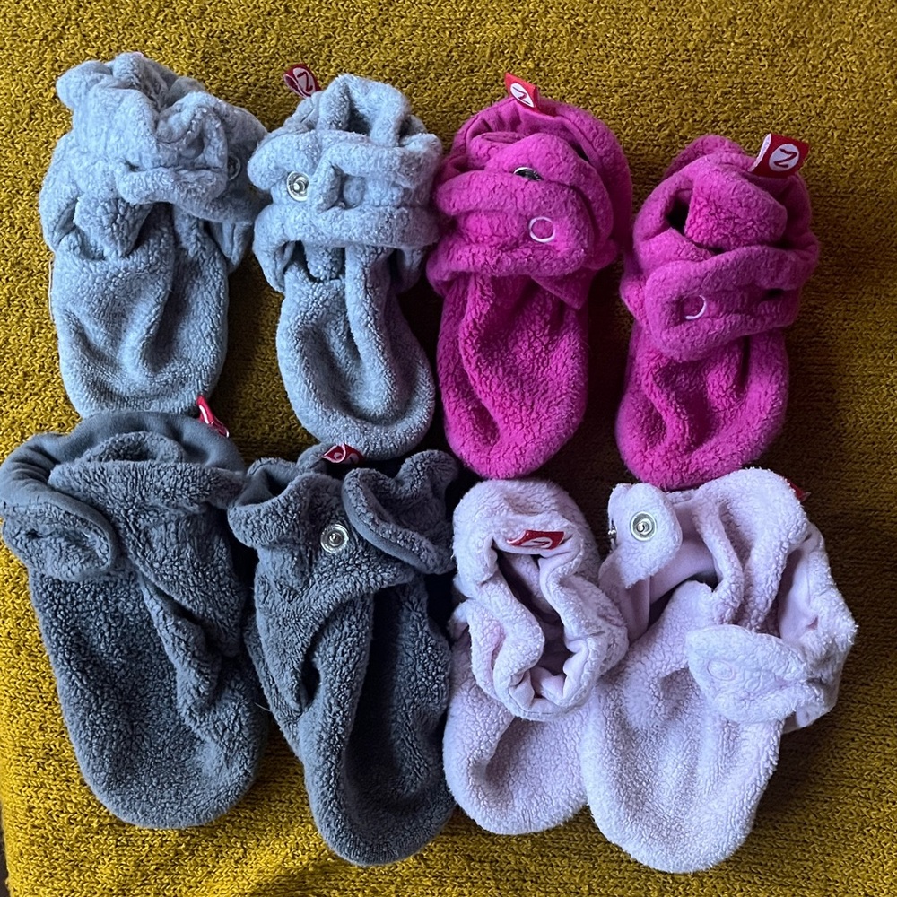Zutano Booties 12 months set